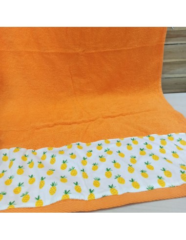 Cesta piñas